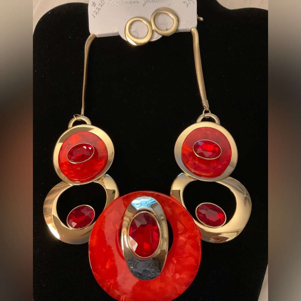 Necklace set